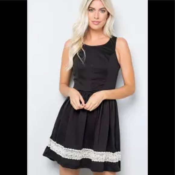 NEW💥Finn & Clover Black Dress - Picture 1 of 8